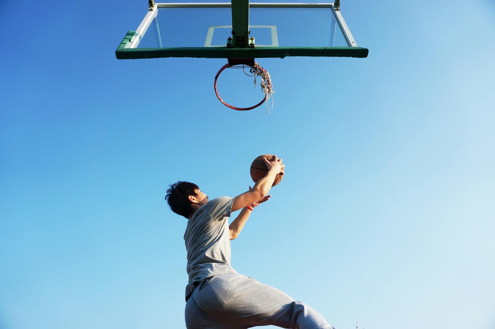 大鱼彩票 — 大乐透赛场扣篮瞬间